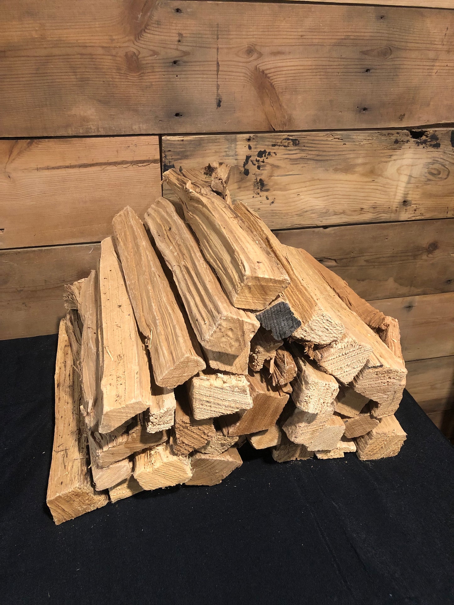1 x Bag of Premium Kiln Dried Oak Stove Fire wood Burning Logs